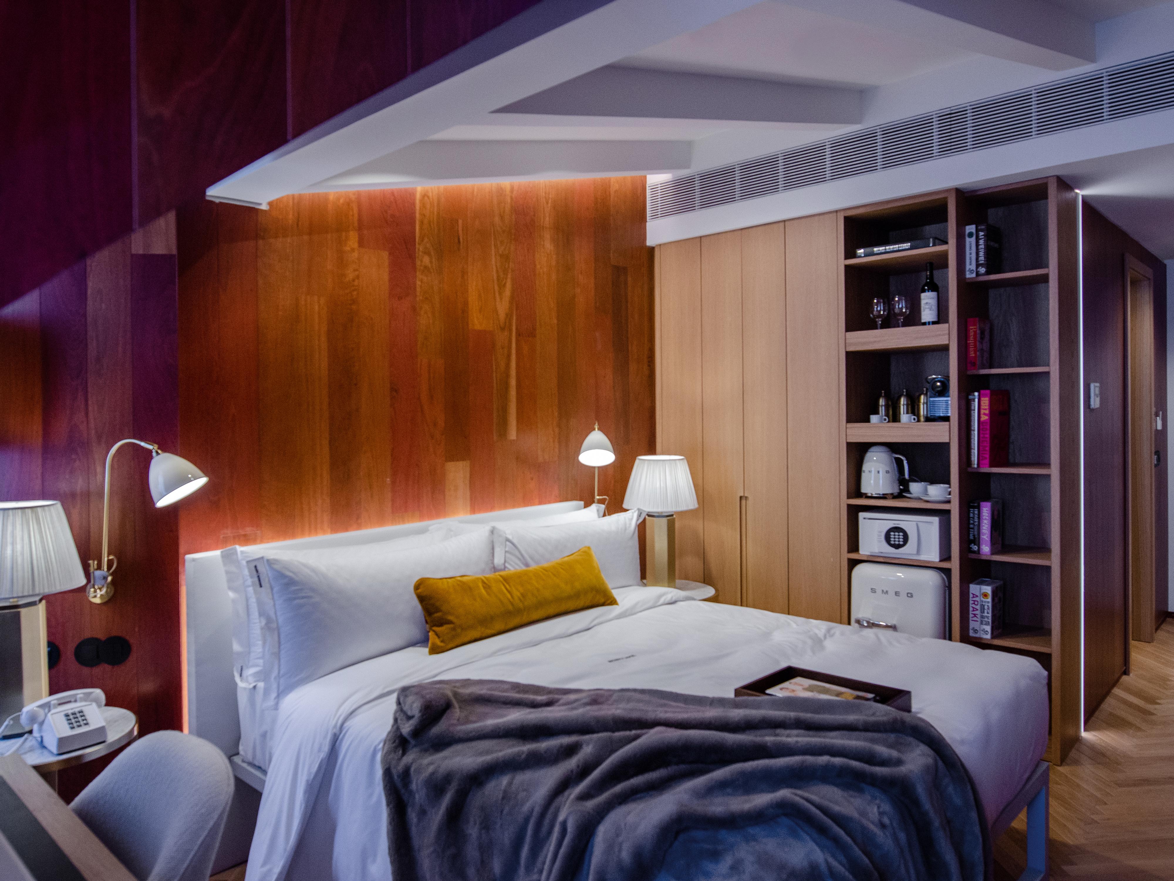 Browns Avenue Hotel Лісабон Екстер'єр фото A bedroom at the hotel
