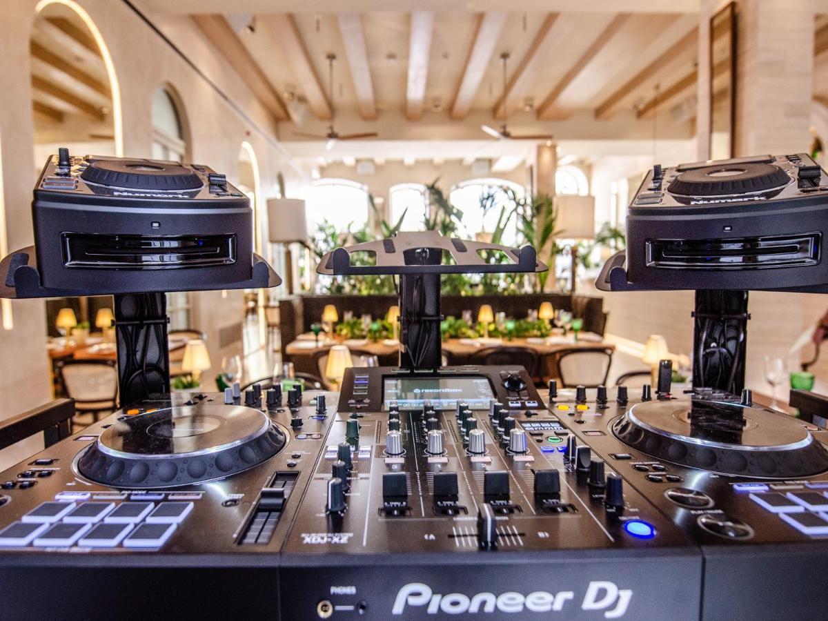 Browns Avenue Hotel Лісабон Екстер'єр фото Pioneer DJ DDJ-T1